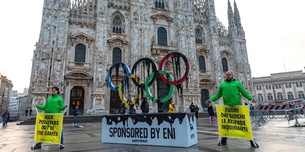 그린피스 '국제올림픽위원회 규탄' 시위, 화석연료 기업 동계올림픽 후원 비판