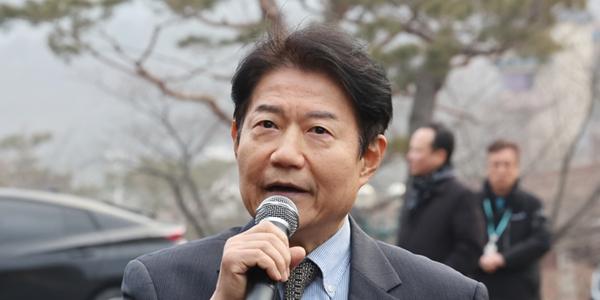 한국마사회 경마장 공공부지 개발 부글부글, 새 회장 우희종 '솔로몬의 지혜' 발휘할까