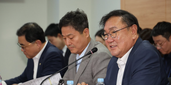 '한국거래소 지주회사 전환' 법제화 급류, 코스닥 맞춤형 관리로 '3천닥' 드라이브