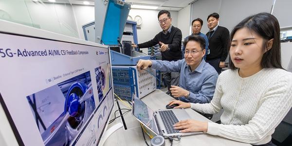 KT 'AI 기반 차세대 무선 송수신 기술' 시연 성공, 다운링크 속도 50% 향상 