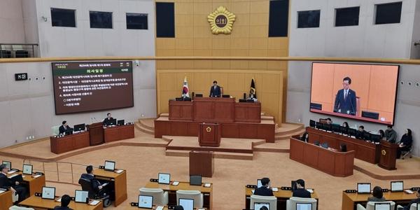 대전시의회·충남도의회, 임시회서 행정통합 반대 의견 가결