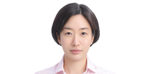 서경배 차녀 서호정, 증여세 납부 위해 아모레퍼시픽·홀딩스 지분 100억 규모 팔아 