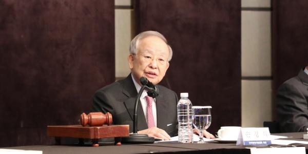 손경식 경총 회장 만장일치로 5연임, 