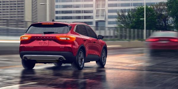 포드 미국서 하이브리드차 2만4천여 대 화재 위험으로 리콜, 