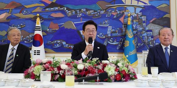 이재명 대통령 민주당 상임고문단 청와대 초청 오찬, 