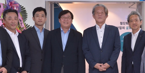 [Who Is ?] 김우찬 TKG휴켐스 대표이사 사장