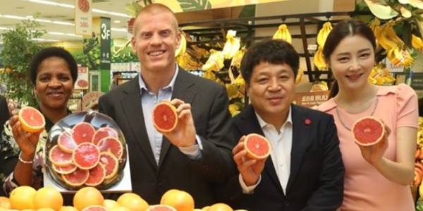 [Who Is ?] 김홍극 신세계까사 대표이사 