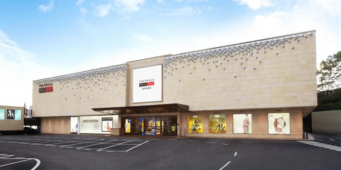 <a href='https://www.businesspost.co.kr/BP?command=article_view&num=376159' class='human_link' style='text-decoration:underline' target='_blank'>이부진</a> 호텔신라 대표 6연임 전선 '이상 무', 주주환원 확대 여건 마련 무겁다