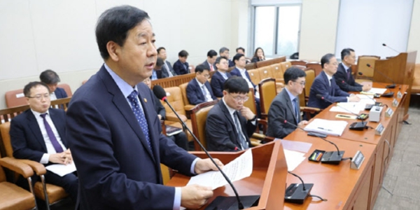 정부 '서학개미 유턴' 카드 RIA 늦어진 출발, 환율 급등 속 실효성 시험대