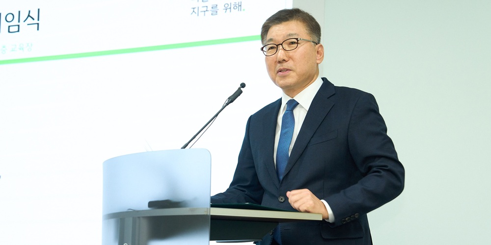 [Who Is ?] 이우봉 풀무원 총괄CEO 대표이사 