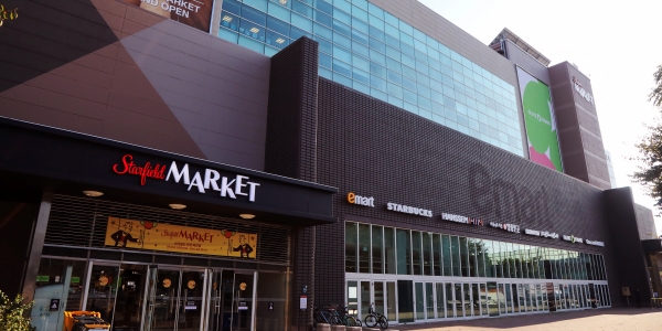 이마트 체험형 점포 전환 속도, 정용진 '스타필드 DNA'로 독립경영 스토리 만든다