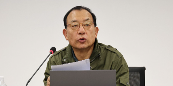 지방선거 민주당 단수공천  착착   국민의힘 현직사퇴 요구 복면가왕 경선  실험  