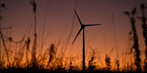 이란 전쟁에 미국 '직격탄' 유럽은 '느긋', 화석연료 의존도 차이에 전력시장 희비