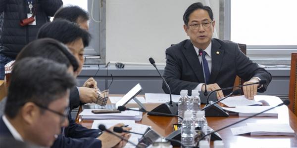 정부 '서학개미 유턴' 카드 RIA 늦어진 출발, 환율 급등 속 실효성 시험대