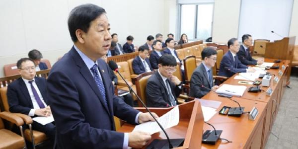 정부 '서학개미 유턴' 카드 RIA제도 늦어진 출발, 환율 급등에 실효성 시험대