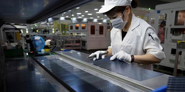 중국 CATL과 BYD도 페로브스카이트 태양전지 개발 나서, 한화솔루션과 치열한 경쟁 예고