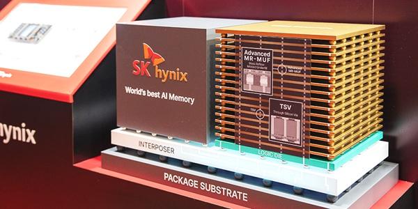 SK하이닉스 HBM에 