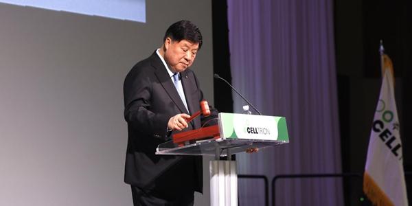 [현장] 서정진 셀트리온 주주 불만에 실적목표 깜짝 공개, 