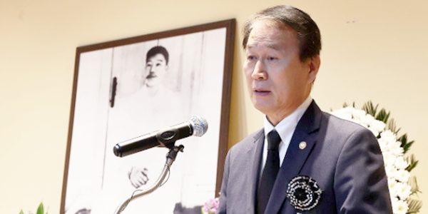 [Who Is ?] 권오을 국가보훈부 장관 