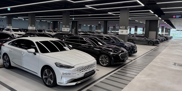 [현장] 매장 방문 없이 라이브 영상으로 중고차 산다, 기아 인증중고차센터 평택 직영점 가보니