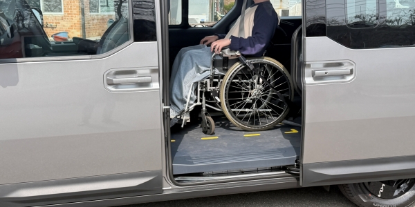 [현장] 매장 방문 없이 라이브 영상으로 중고차 산다, 기아 인증중고차센터 평택 직영점 가보니