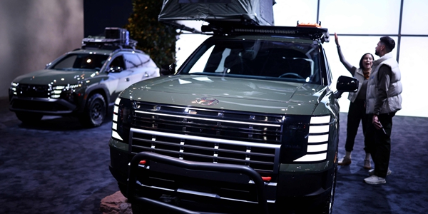 토요타 미국 전기차 시장 투자 확대, 현대차 판매 성장세에 '먹구름' 끼나