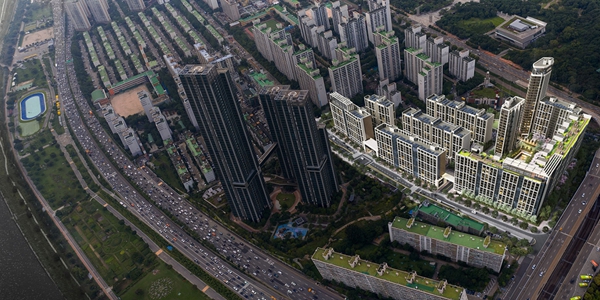 롯데건설 하이엔드 영토 '서울 강북·리모델링'으로 확장, <a href='https://www.businesspost.co.kr/BP?command=article_view&num=426310' class='human_link' style='text-decoration:underline' target='_blank'>오일근</a> 성수4구역 수주전 시험대