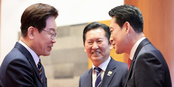 민주화 이후 40년 가까이 멈춘 '개헌', 열쇠 쥔 국민의힘 '일단 반대' 벗어날까