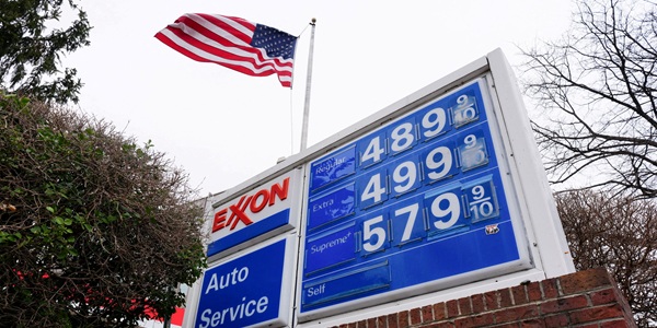 트럼프 중국과 관세전쟁 이어 이란전쟁도 '자충수', 희토류 통제 당하고 물가 오르고