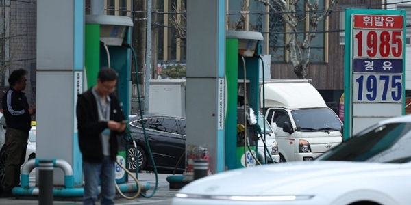 '눌렀더니 더 팔린다' 석유 가격 통제의 역설, 고유가 장기화 기류에 수요관리 대책 절실