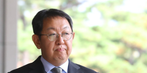 <a href='https://www.businesspost.co.kr/BP?command=article_view&num=425512' class='human_link' style='text-decoration:underline' target='_blank'>이재명</a> 쏘아올린 특별감찰관, 국회로 '넘어간 공' 속도전에 제도 정비 향방 주목