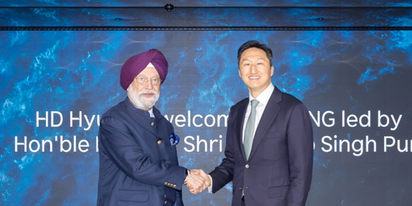 HD현대 <a href='https://www.businesspost.co.kr/BP?command=article_view&num=430074' class='human_link' style='text-decoration:underline' target='_blank'>정기선</a> 인도서 '6조 조선 투자' 공식화하나, 아시아·중동 현지 생산거점 확장 속도