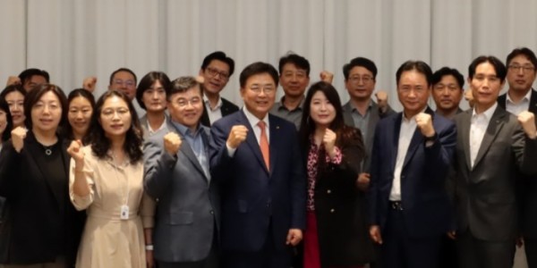 [Who Is ?] 신영섭 JW중외제약 대표이사 