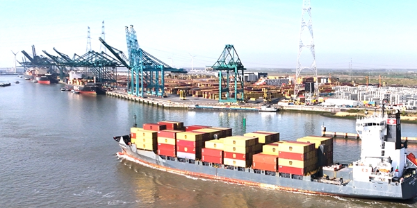 국제해사기구 탄소세 '트럼프 몽니'에 무산 가능성, 2050년 해운 탈탄소 목표 흔들려