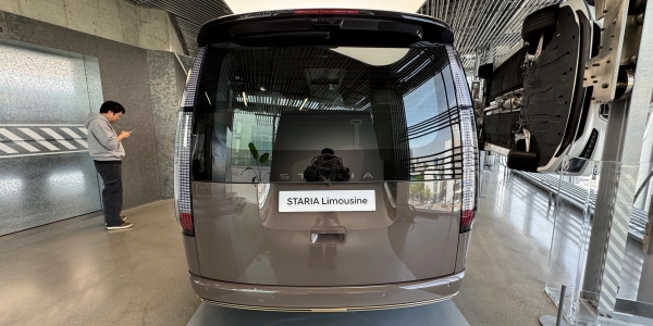 현대차 '더 뉴 스타리아' 리무진·전기차 출시, 리무진 5980만 원·전기차 5792만 원부터