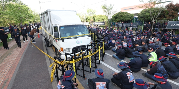 노란봉투법 '공백' 드러낸 CU 화물연대 사태, 원하청 교섭 기준 논쟁 도화선되나
