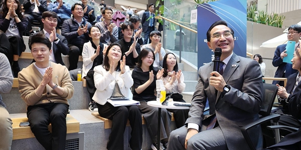 [Who Is ?] 박홍근 기획예산처 장관 