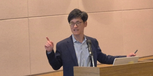 [현장] 웹케시 부회장 윤완수 "2년 안에 은행업무 싹 바뀐다", '오페리아'로 금융 AI에이전트 시대 선도