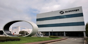 르노코리아 '그랑콜레오스' 변속기 결함 불만 사례 늘어, 사측 "점검과 업데이트로 정상 운행 중"