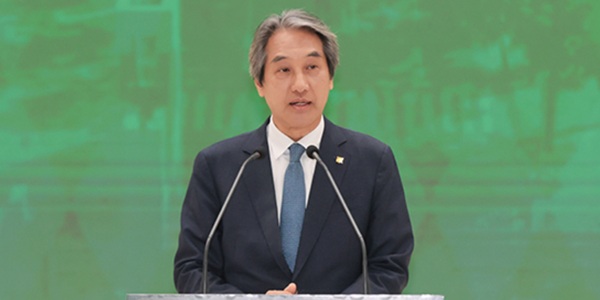 [Who Is ?] 이근배 전남대학교 총장 