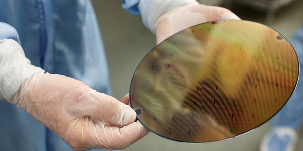 이란 전쟁에 중국 수출 통제까지 텅스텐 공급망 '이중고', 삼성 SK 반도체에 영향 촉각