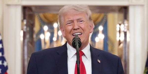 트럼프 연설에 글로벌 증시 내림세, 