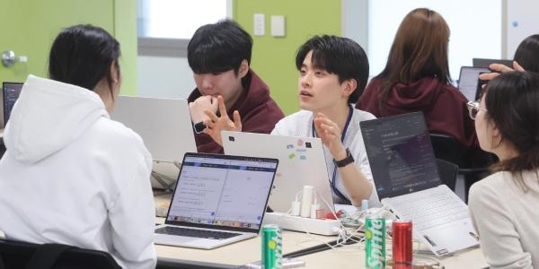 LG '국가대표 AI 인재' 키운다, 