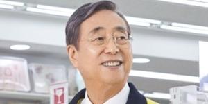  중동발 3고 쇼크   아성다이소  원가와의 전쟁 은 익숙  박정부 균일가에 신상품 더해 불황 소비 잡는다