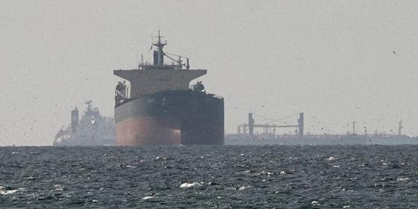 '눌렀더니 더 팔린다' 석유 가격 통제의 역설, 고유가 장기화 기류 속 수요관리 대책 절실