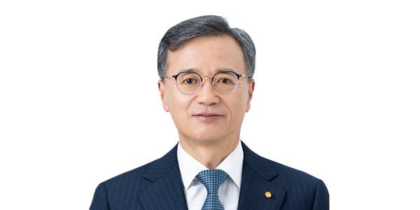 신협 가계대출 막히고 조합원 줄어, 고영철 규제에도 돌파구 찾기 '직접 뛴다'