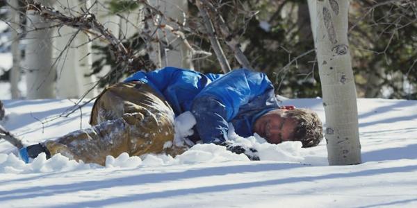 [CINE 레시피] 극한 상황에서 살아남은 조난자들, '식스 빌로우', '얼라이브'