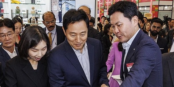 [Who Is ?] 윤상현 한국콜마 및 콜마홀딩스 부회장 