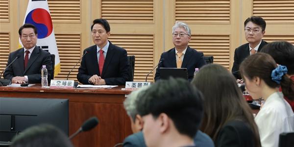조작기소 특검법안의 '공소취소' 논란, 선거 쟁점 급부상에 청와대·민주당 '속도조절' 조짐