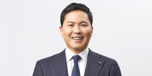 윤동한 한국콜마 회장 주식반환 청구소송 취하, 장남과 경영권 분쟁 종결